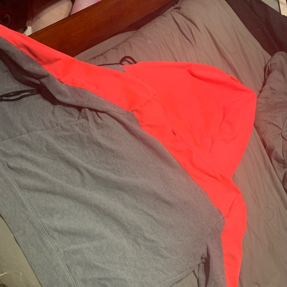 PINK Victoria Secret Zip up hood jacket. - Picture 4 of 5